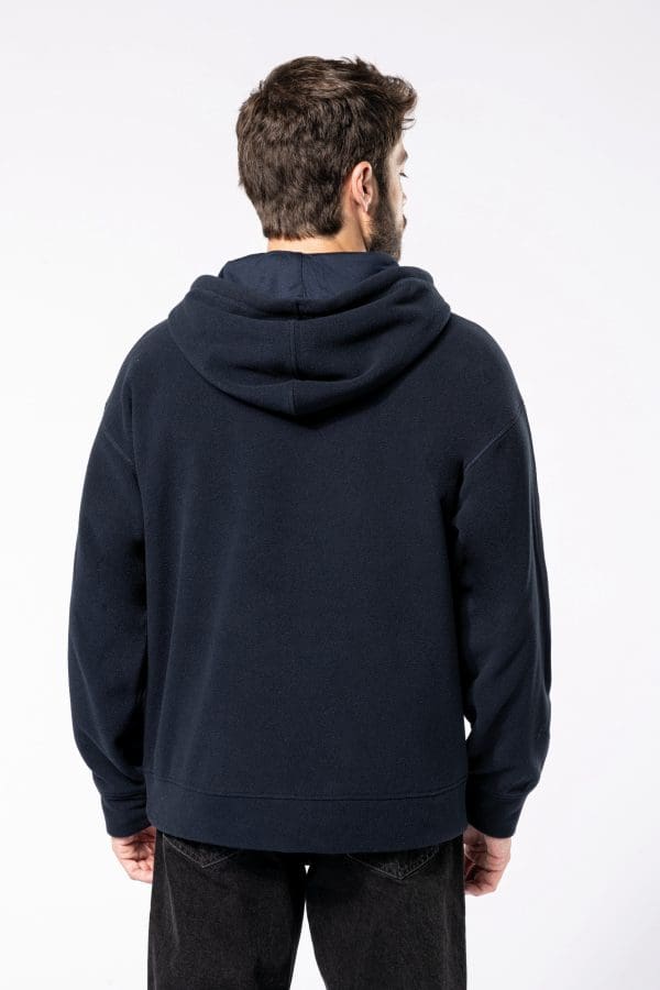 Sweat-shirt à capuche oversize en micropolaire recyclée unisexe – Image 4