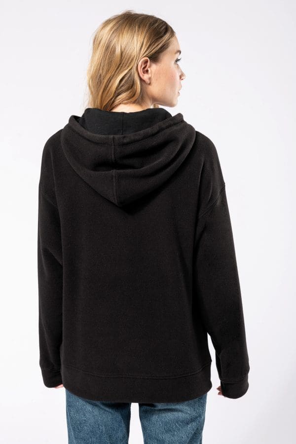 Sweat-shirt à capuche oversize en micropolaire recyclée unisexe – Image 8