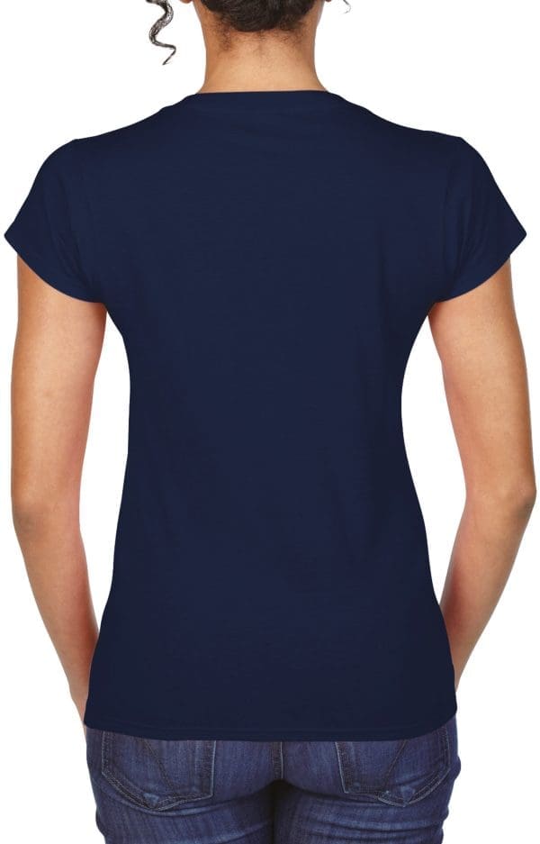 T-shirt femme col v Softstyle – Image 131