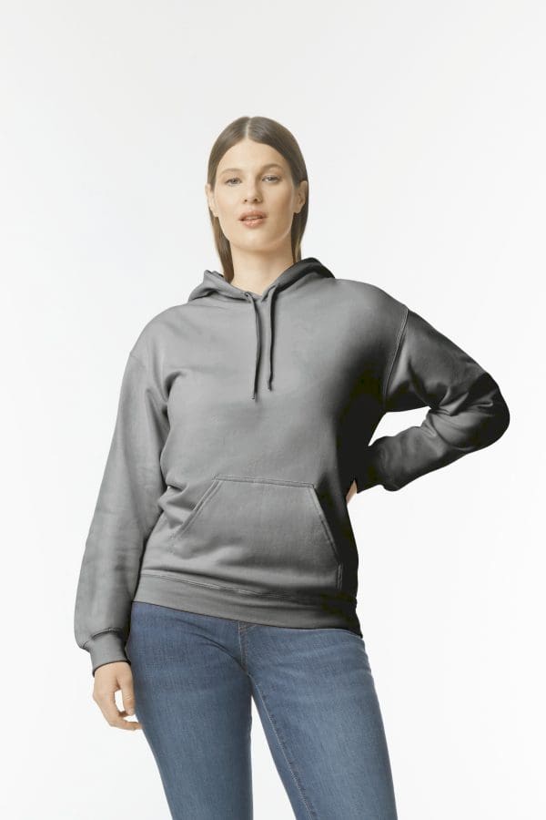 Sweat-shirt à capuche Midweight Softstyle – Image 18