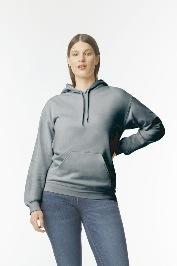 Sweat-shirt à capuche Midweight Softstyle – Image 32