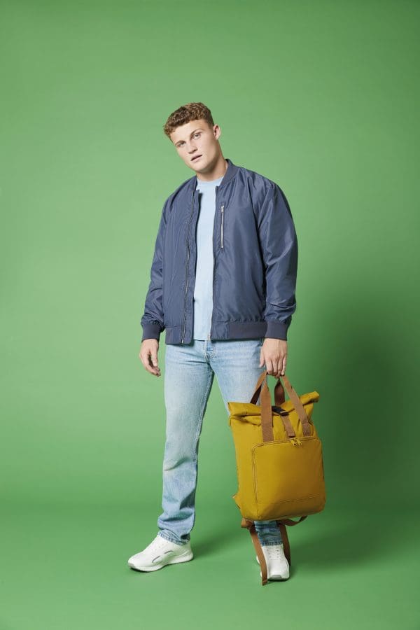 Sac à dos pour ordinateur recyclé – Image 3