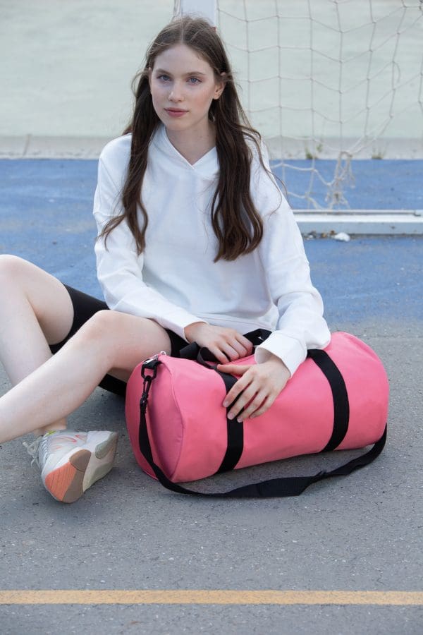 Sac tubulaire recyclé avec poche frontale – Image 3