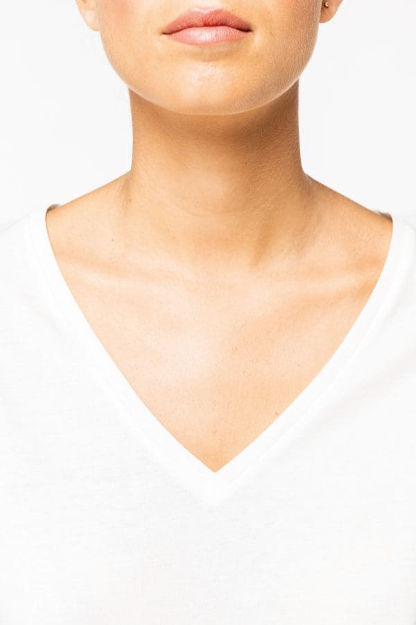 T-shirt écoresponsable loose à col V femme – Image 41