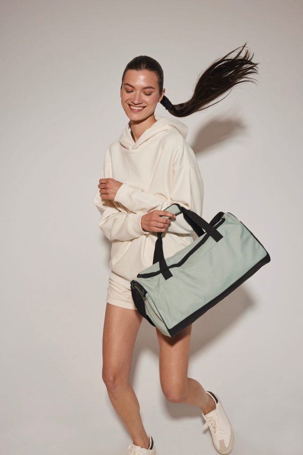 Sac de sport essentiel recyclé – Image 30