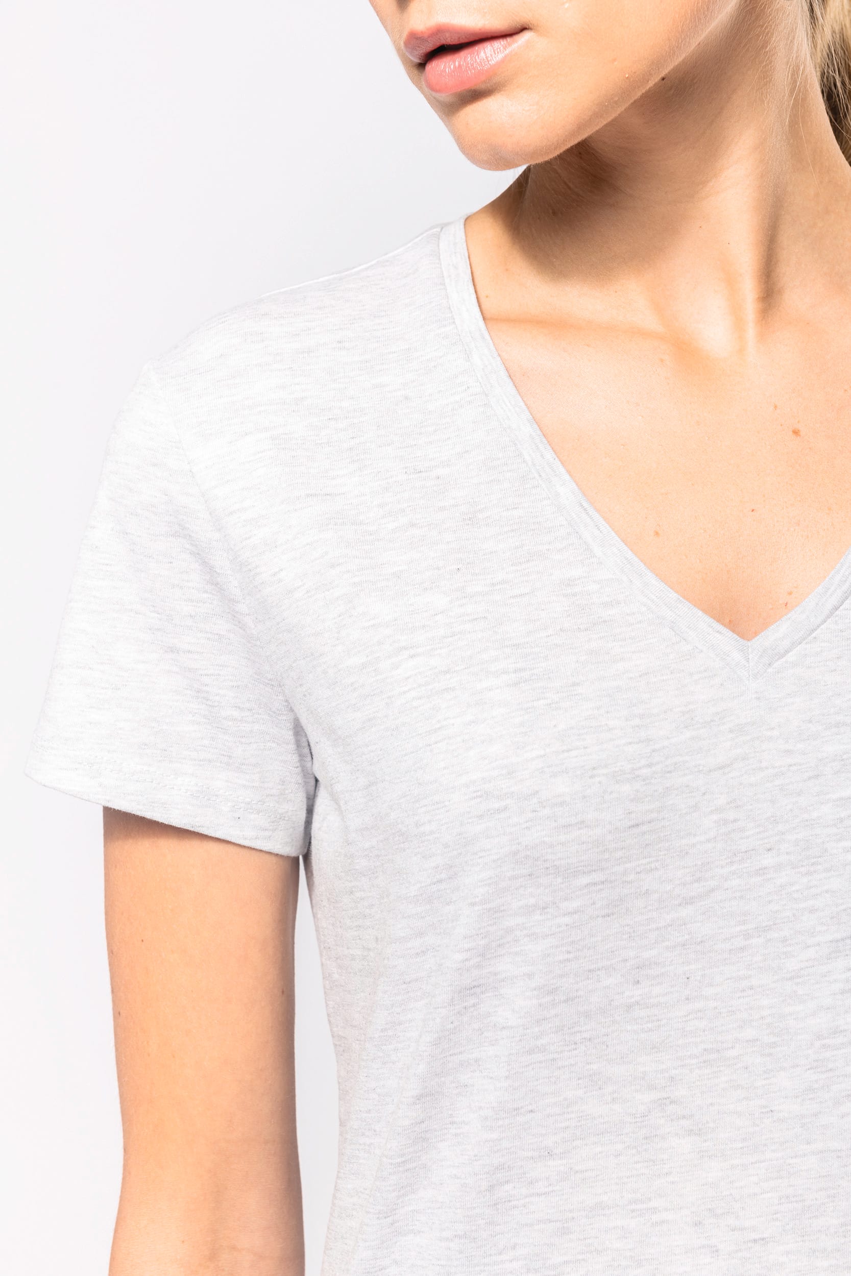T-shirt col V manches courtes femme – Image 780