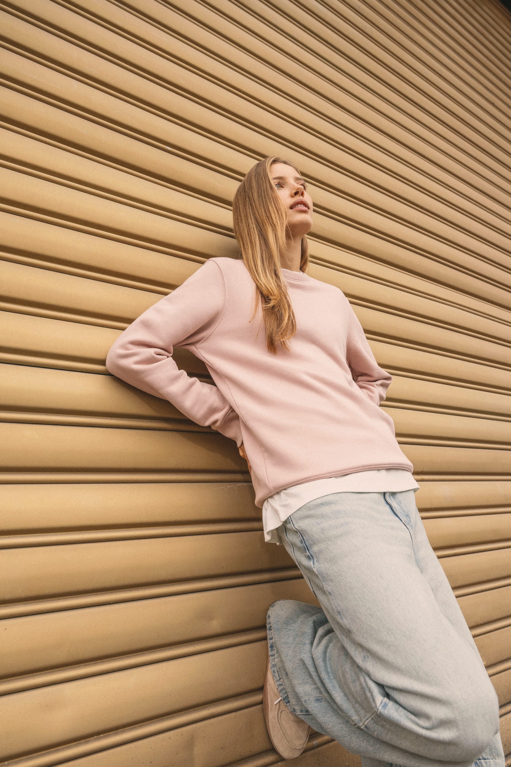 Sweat-shirt écoresponsable à col rond unisexe – Image 20715