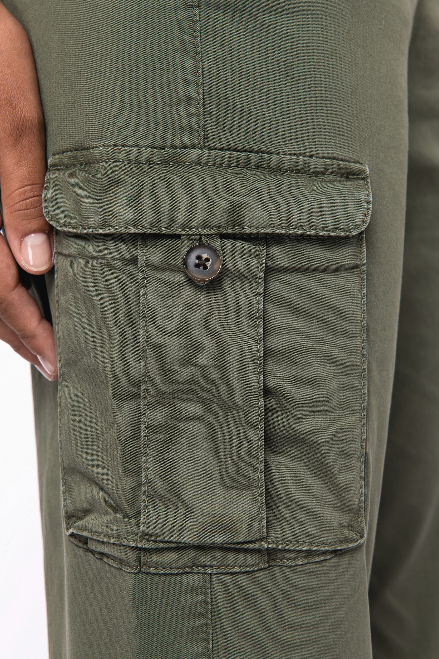 Pantalon cargo écoresponsable délavé femme – Image 129