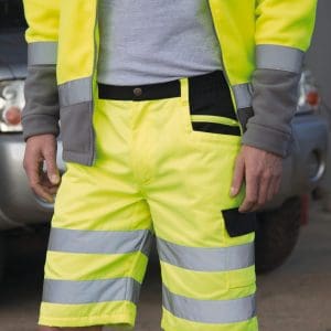 Short cargo de sécurité